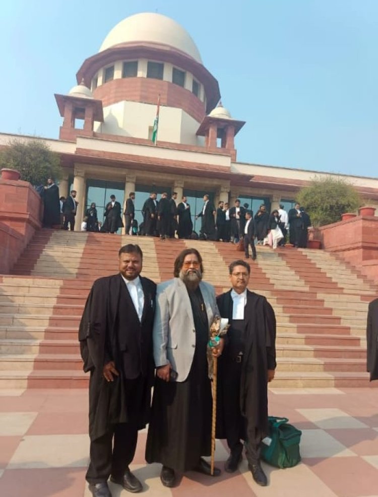 नए वक्फ (संशोधित) अधिनियम 2025 के खिलाफ सुप्रीम कोर्ट में दायर 70 याचिकाओं, इनमें एक याचिका सैय्यद शाह सिब्तेन हैदर मियां ज़ैदी बरकाती ने भी लगाई, कहा हमे संविधान पर पूरा यकीन है, इंशाल्लाह वक्फ अमानत महफूज रहेगी