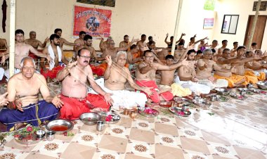 जनेऊ मात्र एक साधारण धागा नही बल्कि एक मजबूत रस्सी है जो मनुष्य के मर्यादित होने का प्रमाण है – जोशी