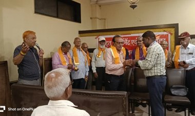 वरिष्ठों का सम्मान कर स्वयं सम्मानित हुआ – यादव