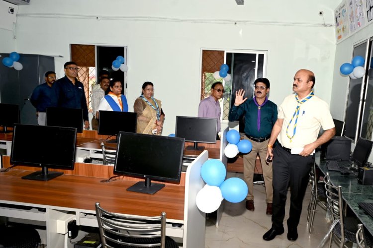 उत्कृष्ट विद्यालय रतलाम में अत्याधुनिक आईटी लेब का लोकार्पण, कलेक्टर राजेश बाथम के कर कमलों से हुआ शुभारंभ, डिजिटल शिक्षा की ओर एक सशक्त कदम 