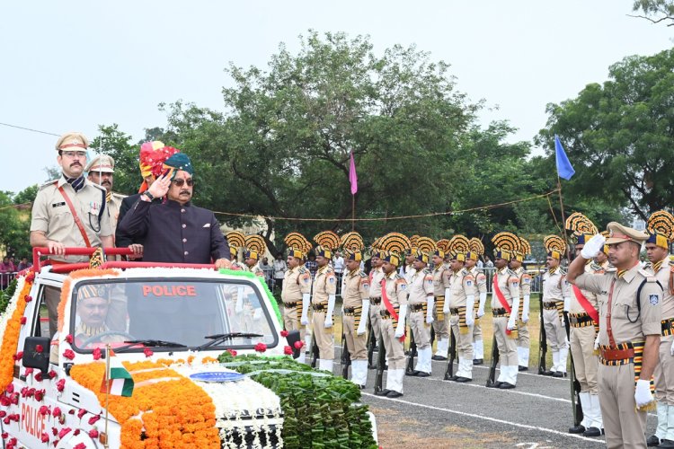 रतलाम जावरा में राजनैतिक, निजी और शासकीय स्थानों पर हर्षोल्लास से मना स्वतंत्रता दिवस