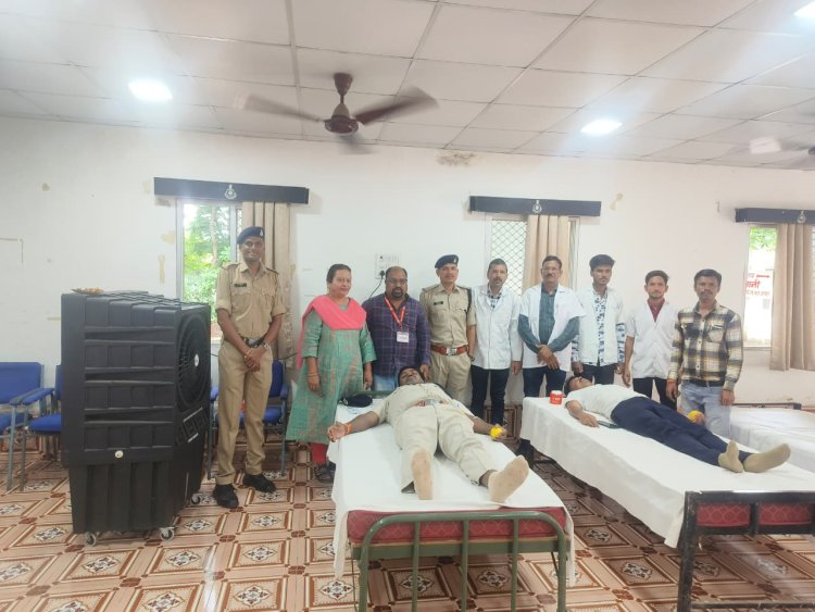 सेवा पखवाड़ा अभियान के तरह 24 वी वाहिनी परिसर जावरा में रक्तदान और स्वास्थ शिविर का हुआ आयोजन