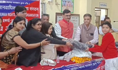 गर्म कपड़े मिले तो 82 मूक-बधिर और दिव्यांग बच्चों के खिले चेहरे, मनोरंजक खेल भी खेला, अंतरराष्ट्रीय मानवाधिकार दिवस पर अंतरराष्ट्रीय मानवाधिकार सुरक्षा संगठन की ओर से हुआ आयोजन