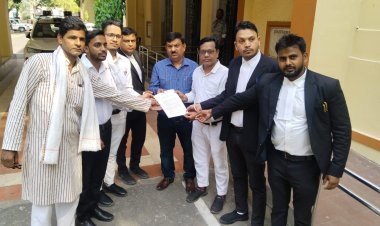 भोपाल मारपीट मामला: धार्मिक उन्माद फैलाने वालों पर रासुका लगाने की मांग, अधिवक्ताओं ने राज्यपाल के नाम सौंपा ज्ञापन