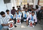रानी दुर्गावती विश्वविद्यालय में भारी हंगामा: फीस वृद्धि और अनियमितताओं के खिलाफ NSUI का उग्र प्रदर्शन, कुलपति की गाड़ी पर चिपकाया ज्ञापन