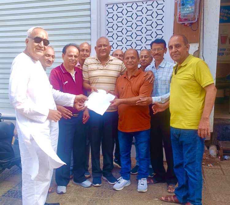 रतलाम स्टेट बैंक पेंशनर्स एसोसिएशन की बैठक संपन्न, वार्षिक सम्मेलन की तैयारियां शुरू, क्षेत्रीय प्रबंधक से मुलाकात की मांग