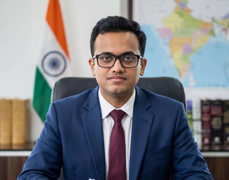 प्रशासनिक अस्थिरता का शिकार रतलाम: 10 महीने में ही कलेक्टर मिशा सिंह की विदाई, अब रतलाम की अजय कटेसरिया को कमान